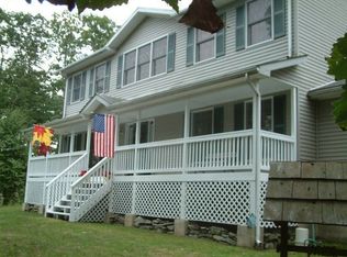101 Mountain Top Dr, Milford, PA 18337