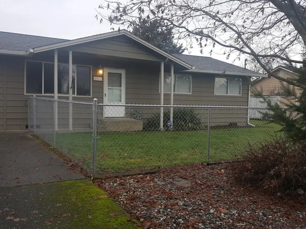 2121 14th Ave NW, Puyallup, WA 98371