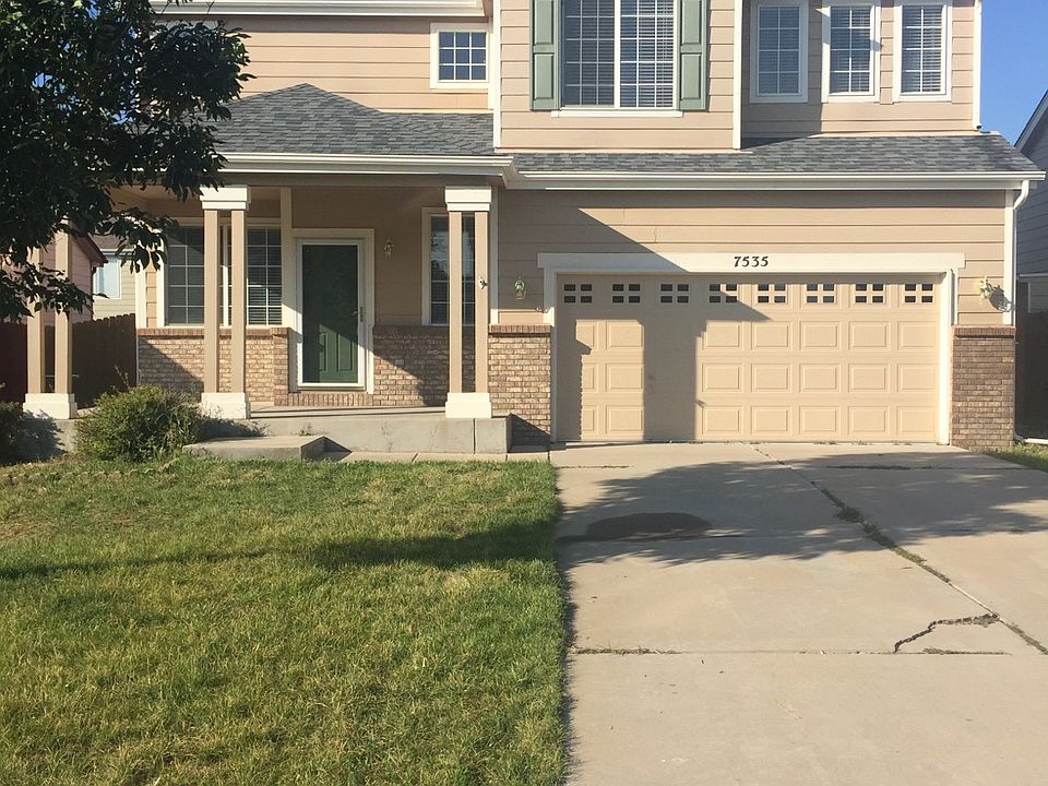 FRONT VIEW OF THE HOME