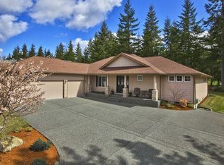 450 E Soderberg Rd, Allyn, WA 98524