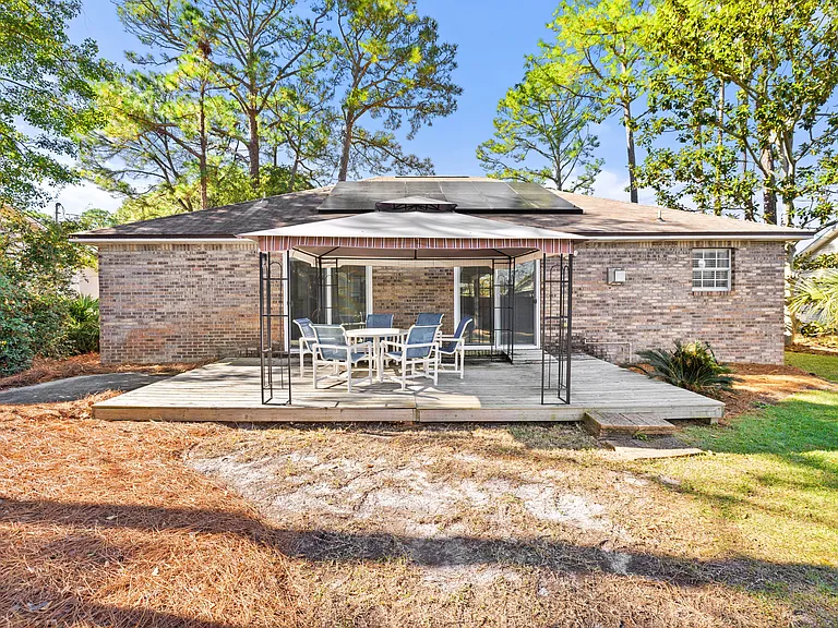 31 Bay Walk Ct — Photo 12