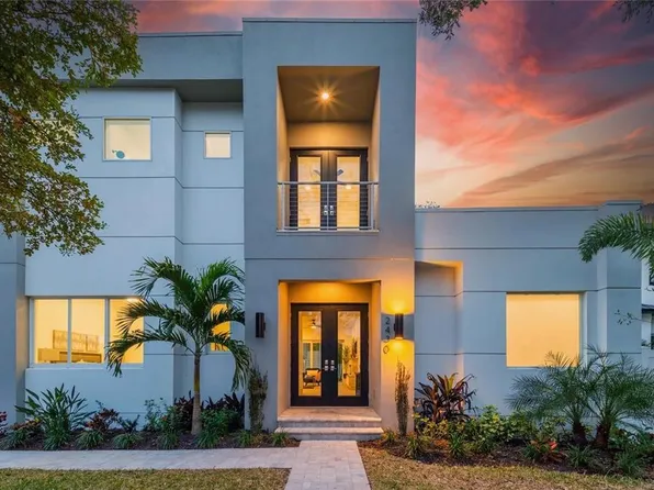 2430 Floyd St, Sarasota, FL 34239