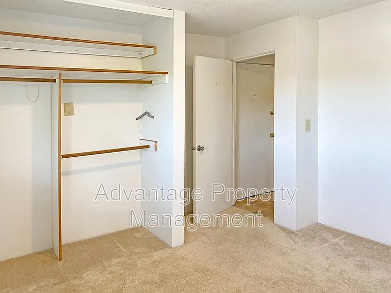 975 NW Garfield Ave #1 — Photo 29