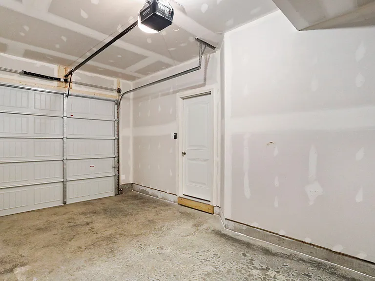 18 Clifton Mnr — Photo 6