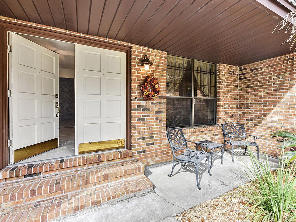 1st image of 14417 Duval Pl W