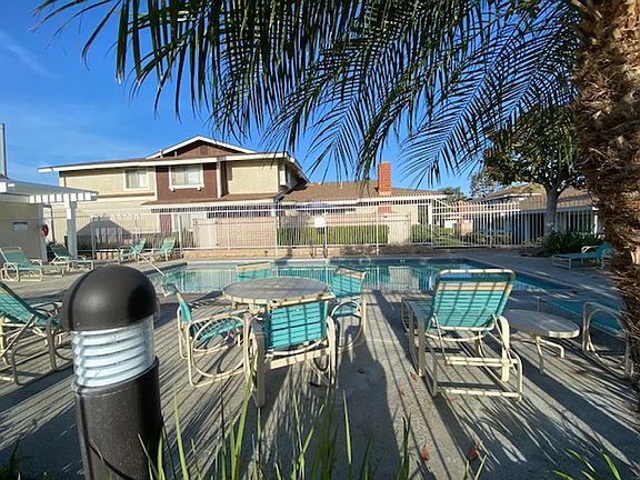 4th image of 8074 Woodland Dr