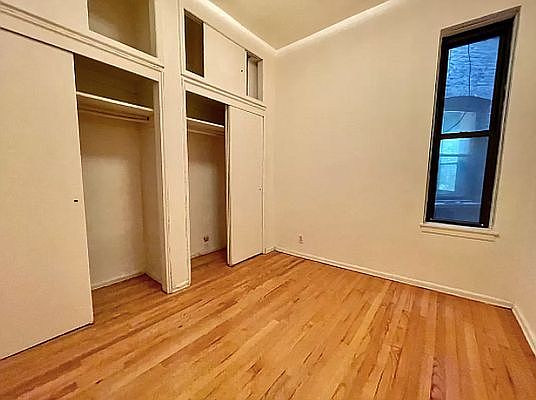 5th image of 212 W 82nd St APT 3D