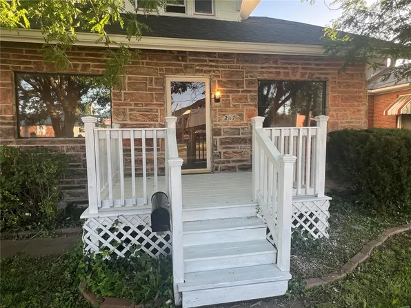 217 W Saint Louis Ave, East Alton, IL 62024