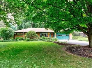 12902 Kenyon Dr, Chesterland, OH 44026