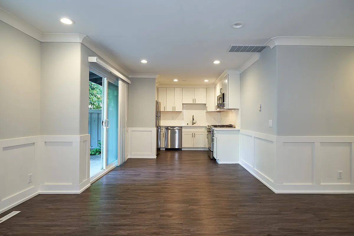 Alamo #16 kitchen_dining (2) - 2-42 Appletree Ln