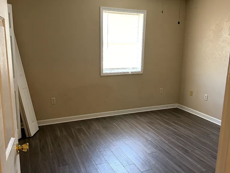 100 Rockcastle St #4 — Photo 4