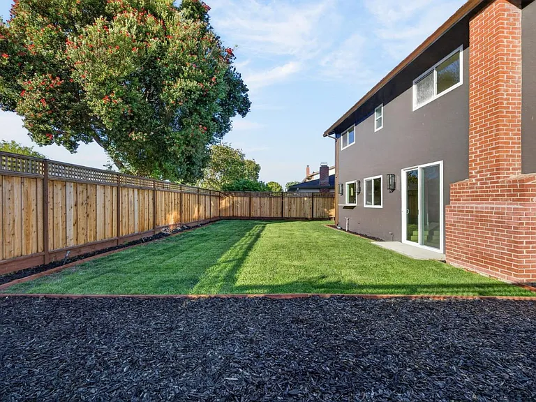 1347 Marlin Ave — Photo 42