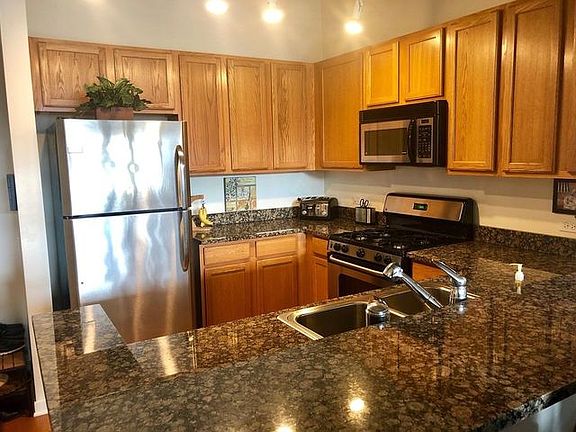 2nd image of 647 Metropolitan Way Unit 605L