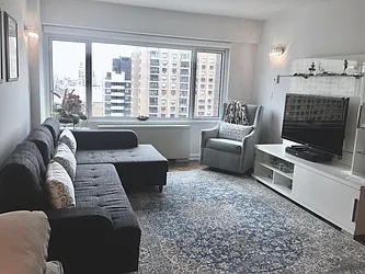 Rented by Anita Loewy, Inc