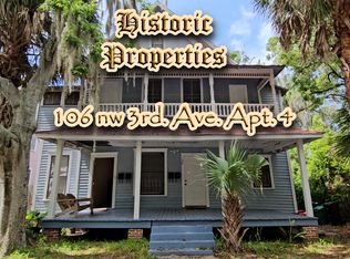 106 NW 3rd Ave APT 4, Gainesville, FL 32601