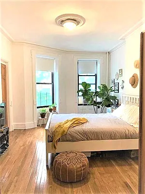 Rented by Virtual Real Estate | media 4