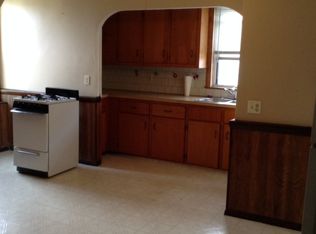 837 Stafford Rd, Fall River, MA 02721