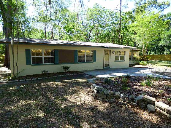 3rd image of 4626 NW 34th St