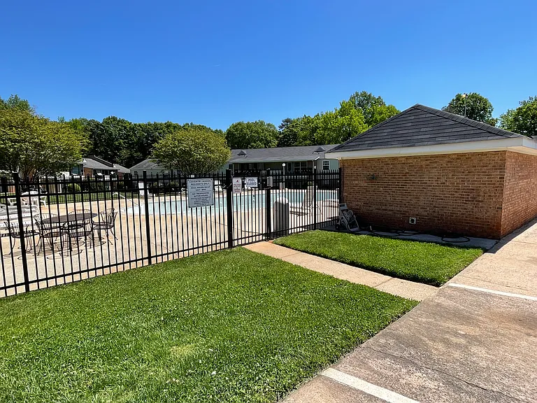 4605 Coronado Dr #D — Photo 29