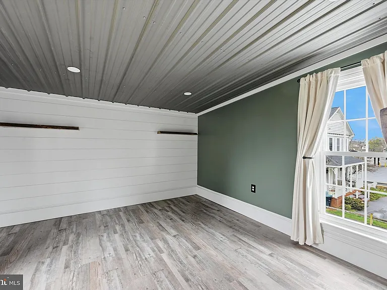 4761 Horseshoe Pike — Photo 10