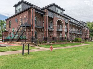 1115 N Leverett Ave #105, Fayetteville, AR 72703