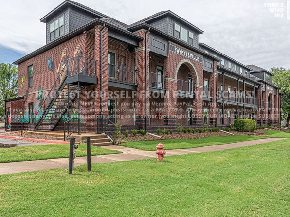 1115 N Leverett Ave #105