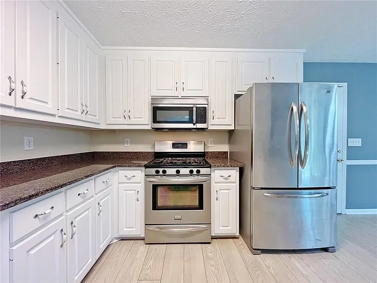 3060 Oak Meadow Dr — Photo 14