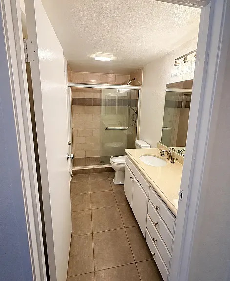 1059 S Bedford St #202 — Photo 4