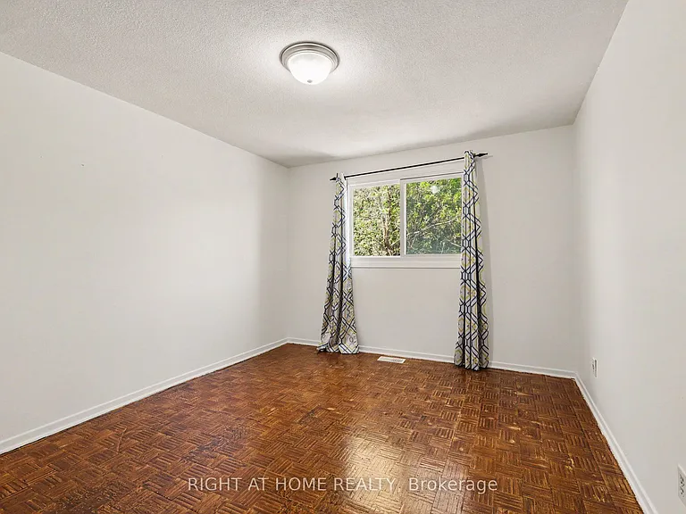 980 Gulf Pl #207 — Photo 17