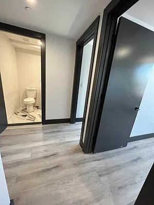 Rented by Delmark Realty LLC | media 27