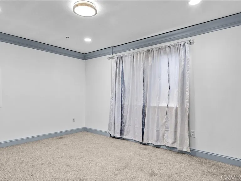 1360 Baja St #B — Photo 10