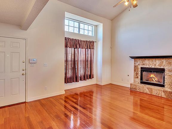 4th image of 843 Sun City Park Ct