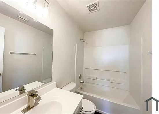 6434 Provident Green Dr — Photo 10