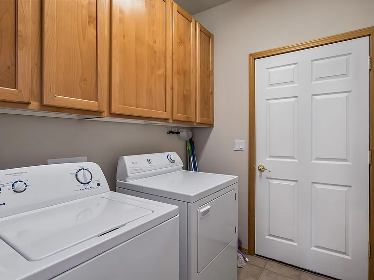 8464 Forest Ridge Loop — Photo 22