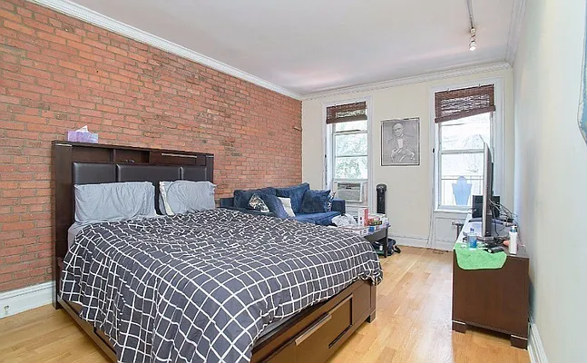 Rented by Living New York | media 10