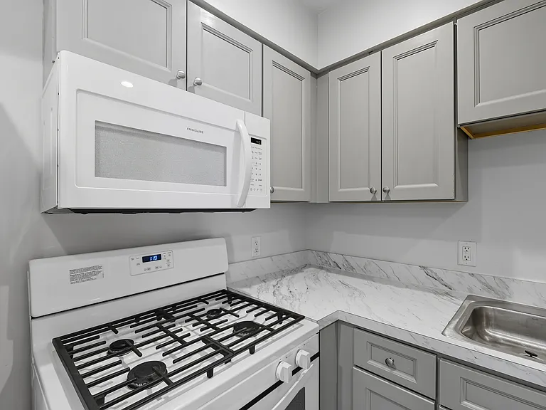 Covington Place — Photo 29