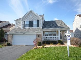 2139 Periwinkle Ln, Naperville, IL 60540