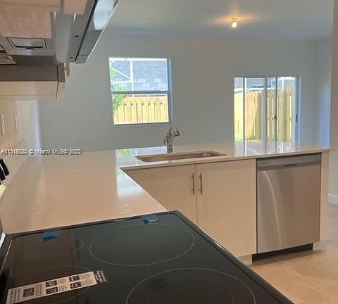 5th image of 2679 SE 11th St #2679