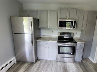 3508 9th Ave #D, South Milwaukee, WI 53172