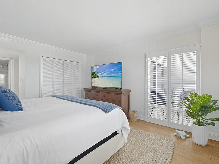 3443 Gulf Shore Blvd N #711 — Photo 16