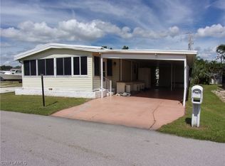 5527 Colonial Rd, North Fort Myers, FL 33917