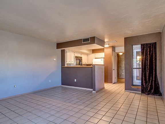4th image of 11550 N May Ave #F107
