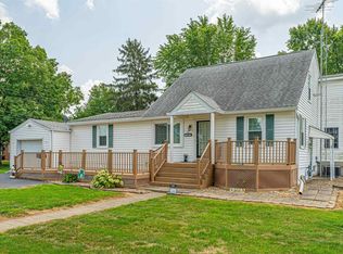108 E Harry St, Mount Pulaski, IL 62548