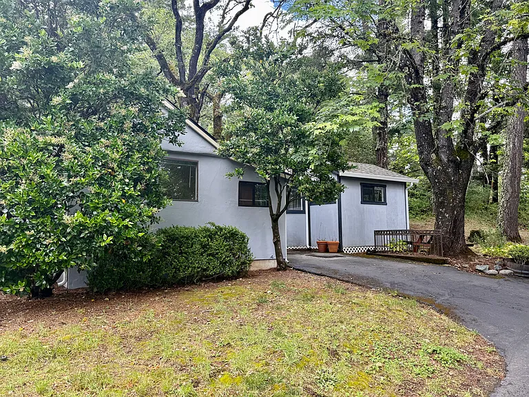 21850 Bear Creek Rd #C — Photo 13