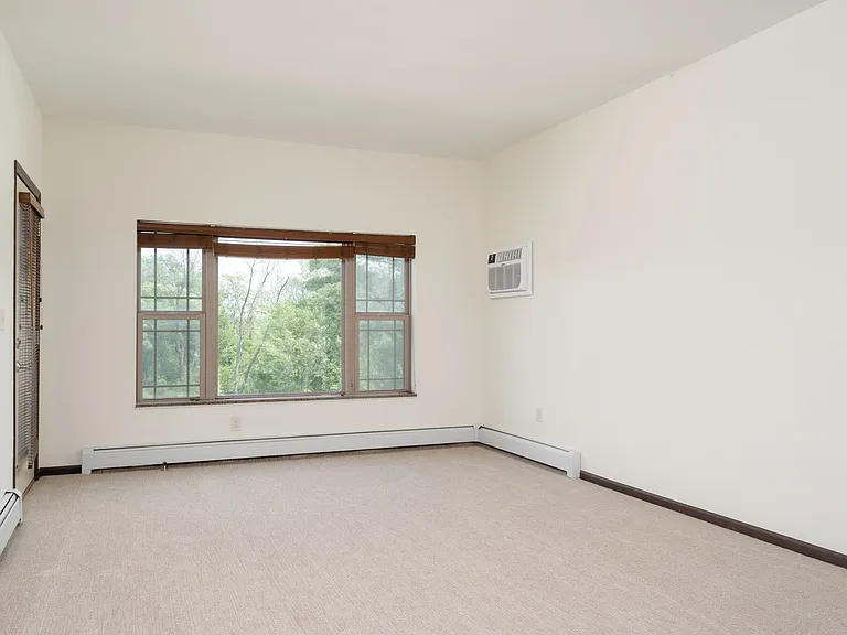 Arden Flats — Photo 43