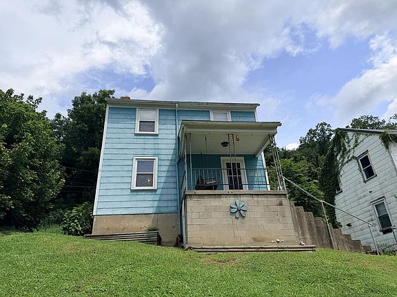 3rd image of 185 Boomer Hill Rd