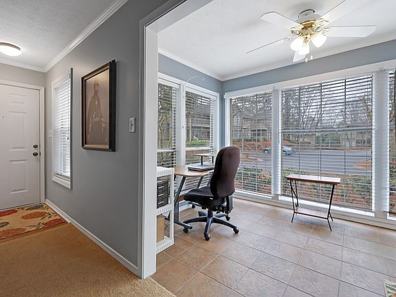 4th image of 2706 Country Park Dr SE