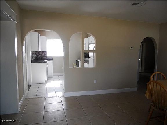 2nd image of 2314 2nd Ct SE