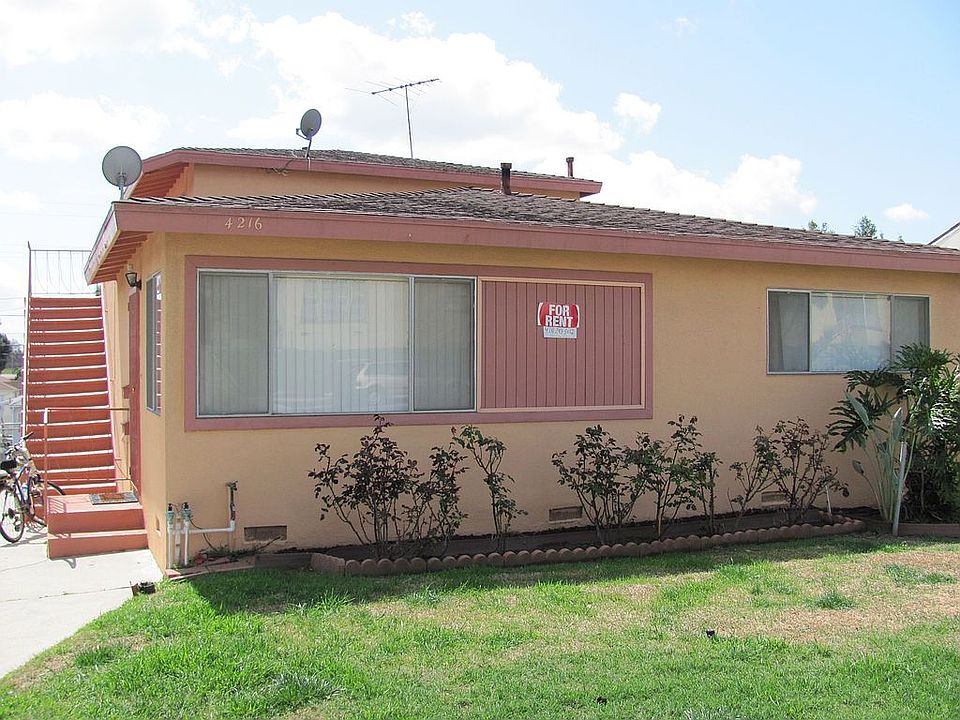 front yard & view
