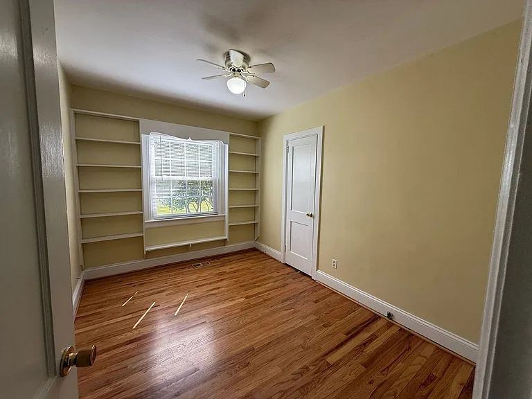 5 Warlick St — Photo 9